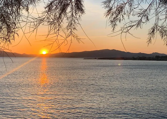 アパート Right On The Beach- Beachfront-best Unit -paros